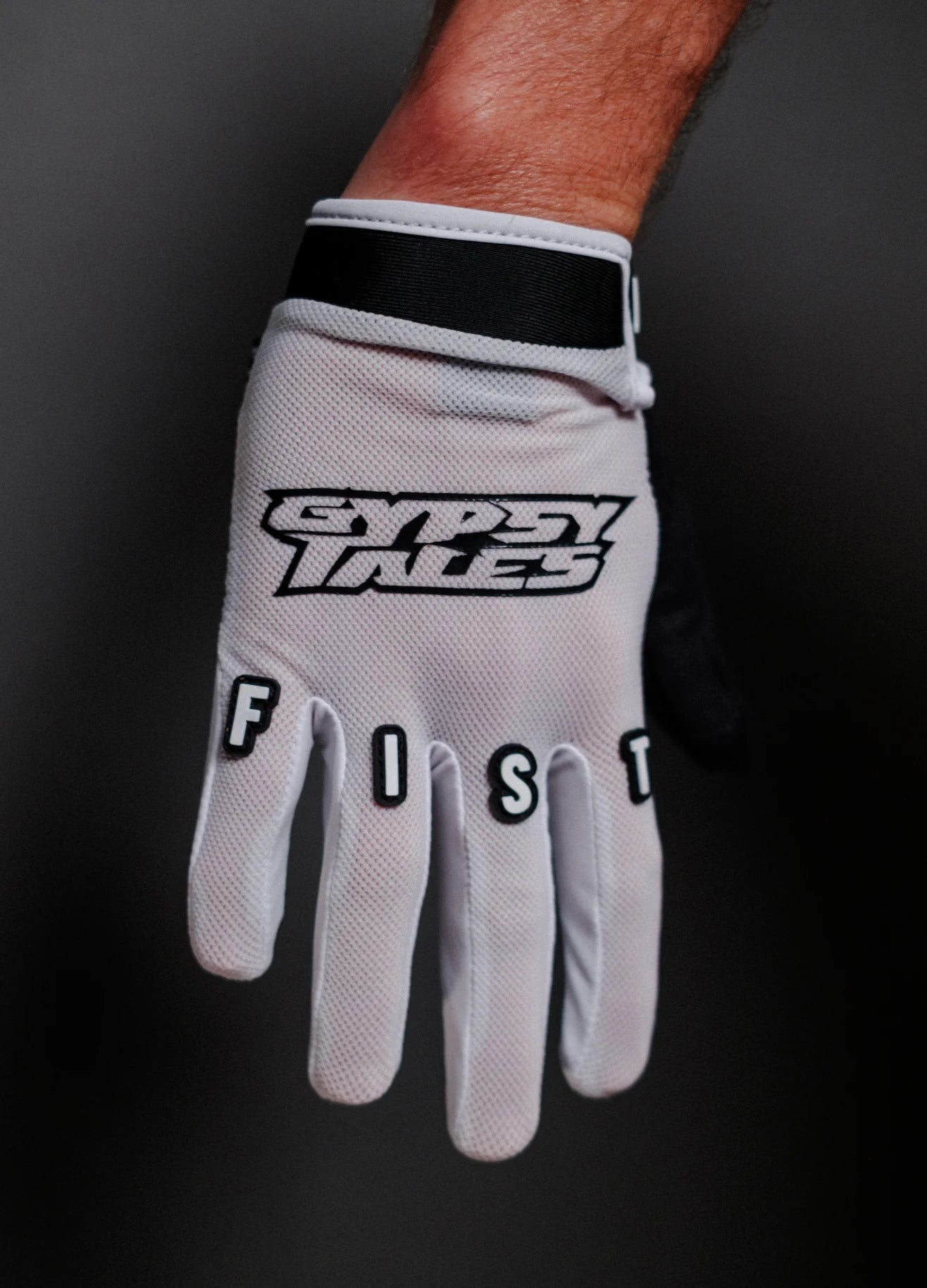 Fist Adult Gypsy Fear Breezer Gloves