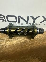 Onyx 36H 20mm Front Through Axle Hub Helix